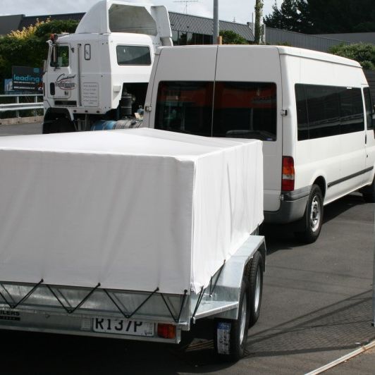 Pinto trailer with Cover