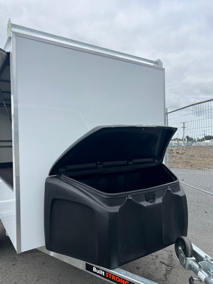 Drawbar mounted toolbox