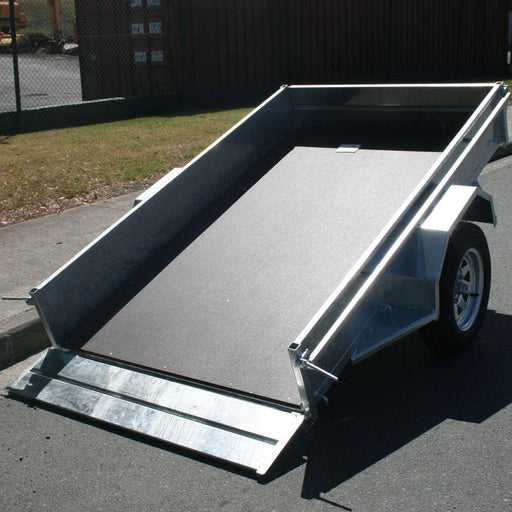 7x4 Classic Wellside with Tilt Drawbar