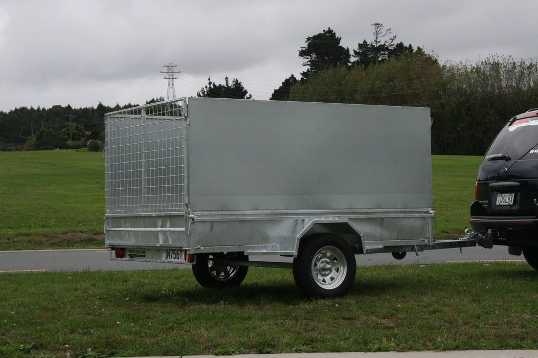 8x4 Classic Wellside with Custom Crate