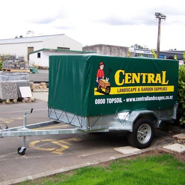 8x4 Trade Wellside, 900mm cage & cover